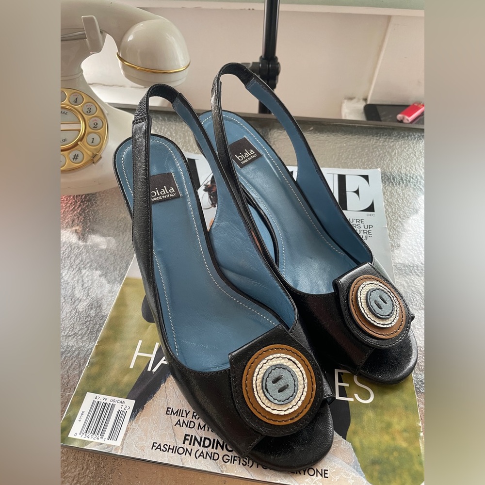Baila Elegant Black and Brown vintage Italian Heels with Unique Design